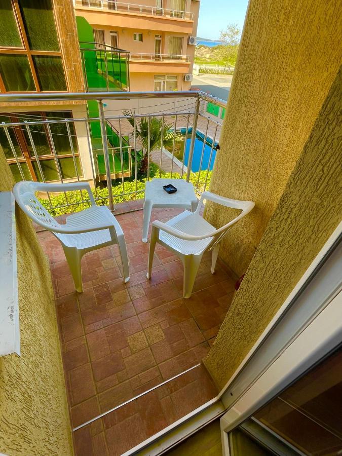 North Beach Apartments Primorsko Luaran gambar